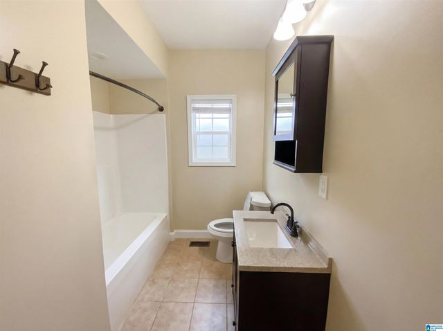 1009 CHALKVILLE SCHOOL ROAD, Center Point, AL 35215