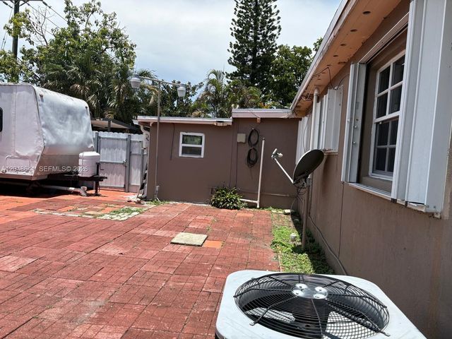 6444 Fletcher Street, Hollywood, FL 33023