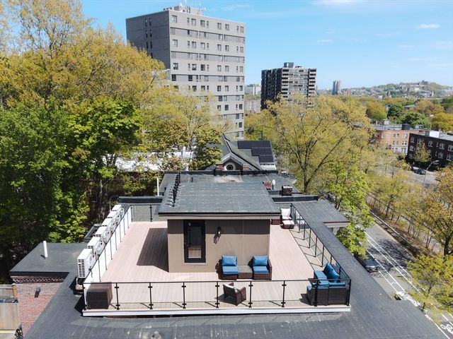 1580 Beacon Street 300, Boston, MA 02446