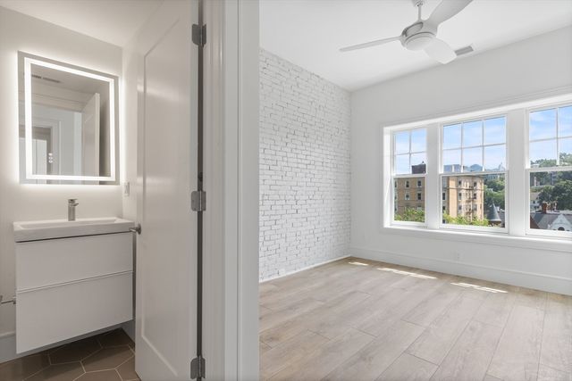 1580 Beacon Street 300, Boston, MA 02446