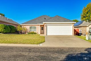 1223 Dorchester Dr, San Angelo, TX 76901
