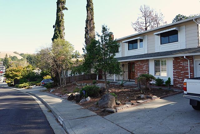2585 Moraga Drive, Pinole, CA 94564