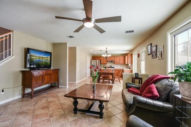 1102 Port Daniel DR, Leander, TX 78641