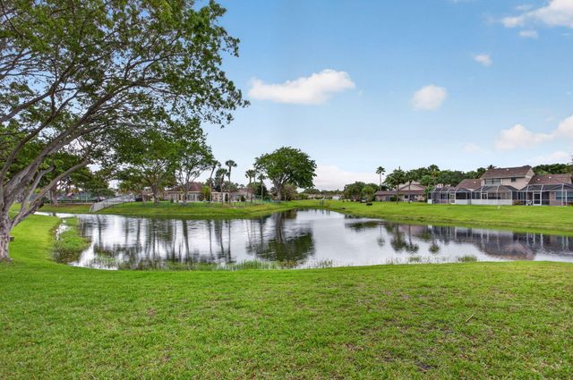 5028 NW 11th Way, Deerfield Beach, FL 33064