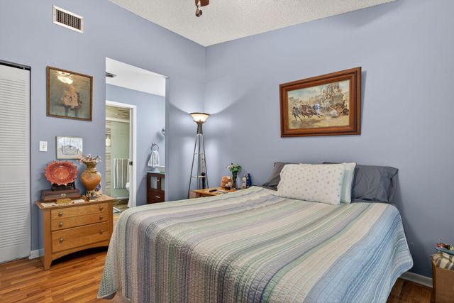 5028 NW 11th Way, Deerfield Beach, FL 33064