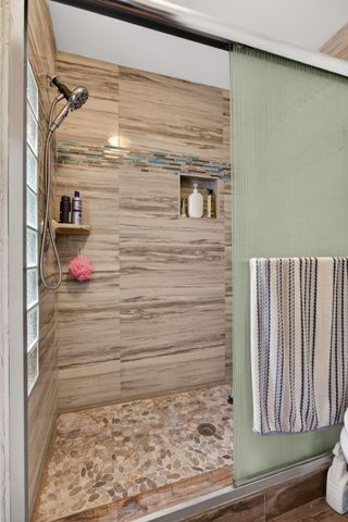 5028 NW 11th Way, Deerfield Beach, FL 33064