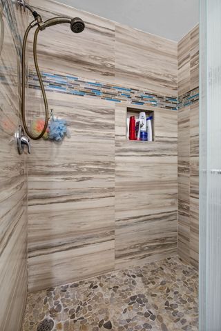 5028 NW 11th Way, Deerfield Beach, FL 33064