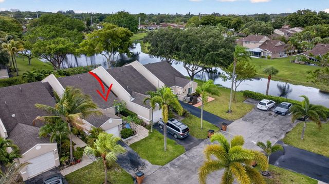 5028 NW 11th Way, Deerfield Beach, FL 33064