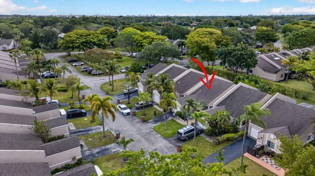 5028 NW 11th Way, Deerfield Beach, FL 33064