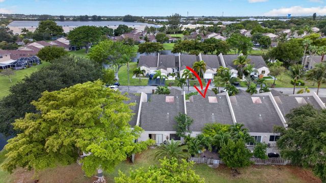 5028 NW 11th Way, Deerfield Beach, FL 33064