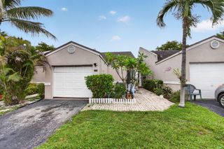 5028 NW 11th Way, Deerfield Beach, FL 33064