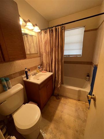 2617 N Adams Avenue, Oklahoma City, OK 73127