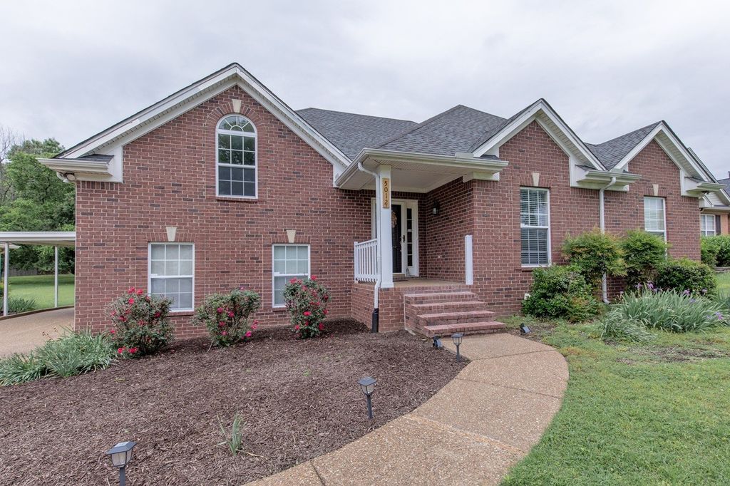 5012 John Hagar Rd, Hermitage, TN 37076