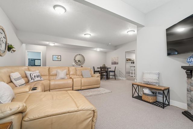 9470 Sassafras Trail, Portage City, MI 49002