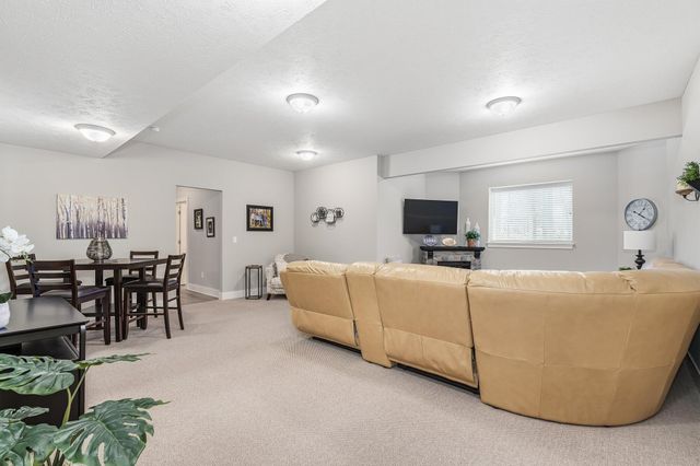 9470 Sassafras Trail, Portage City, MI 49002