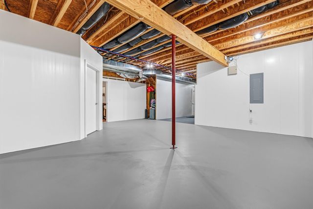 9470 Sassafras Trail, Portage City, MI 49002