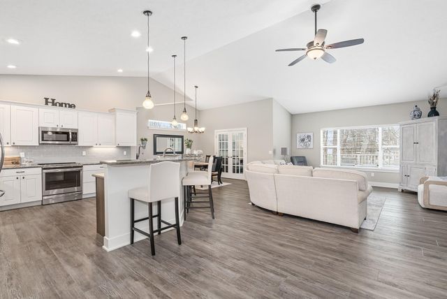 9470 Sassafras Trail, Portage City, MI 49002