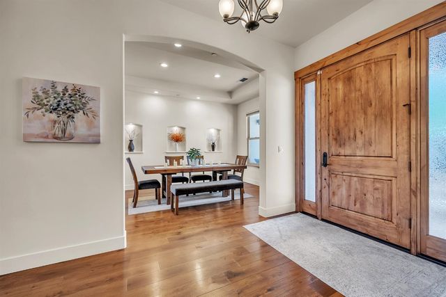 23461 Alexis Dr, Auburn, CA 95602