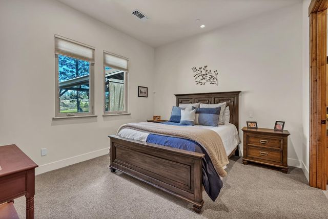 23461 Alexis Dr, Auburn, CA 95602