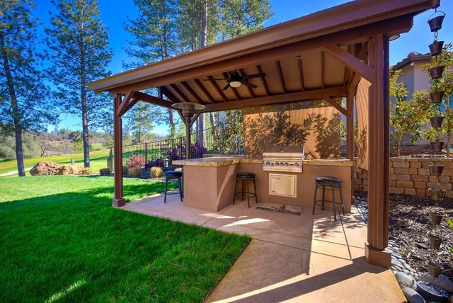 23461 Alexis Dr, Auburn, CA 95602