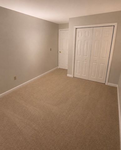 3 Treetop Ln 8, Kingston, MA 02364