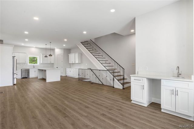 1748 12th Avenue, Tuscaloosa, AL 35401