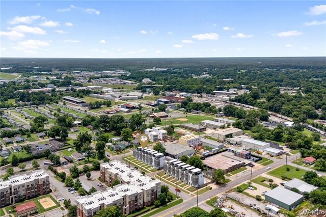 1748 12th Avenue, Tuscaloosa, AL 35401