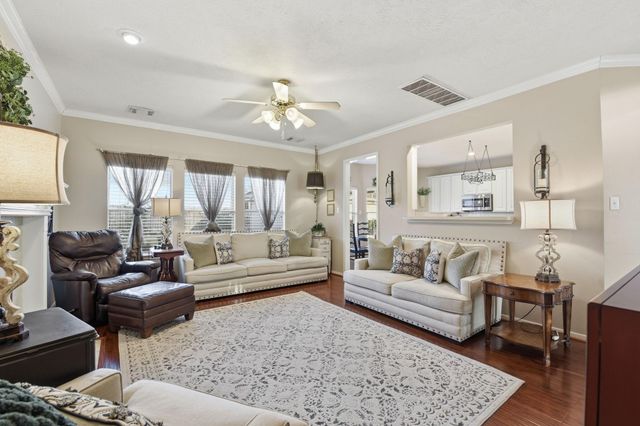 6718 Bienville Avenue, Baytown, TX 77521