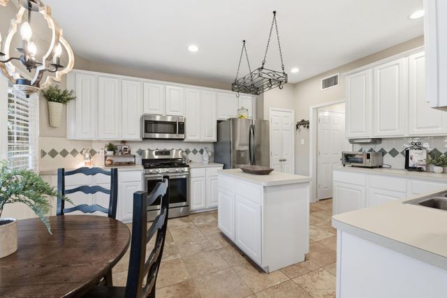 6718 Bienville Avenue, Baytown, TX 77521