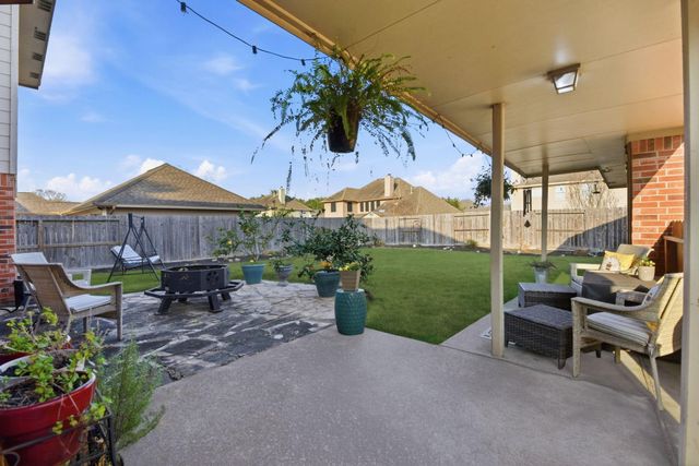 6718 Bienville Avenue, Baytown, TX 77521