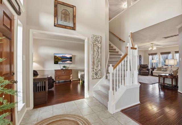 6718 Bienville Avenue, Baytown, TX 77521