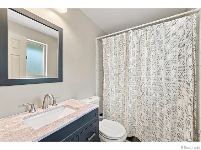 1521 S Carr Street, Lakewood, CO 80232