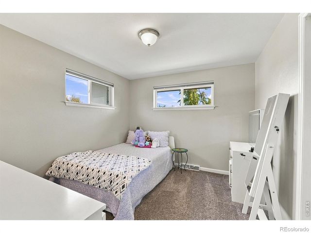 1521 S Carr Street, Lakewood, CO 80232