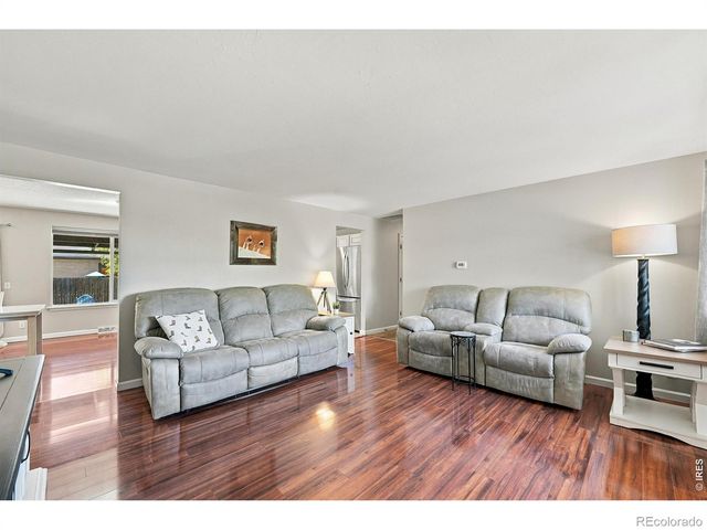 1521 S Carr Street, Lakewood, CO 80232