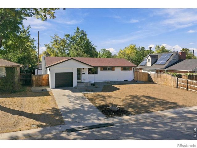 1521 S Carr Street, Lakewood, CO 80232