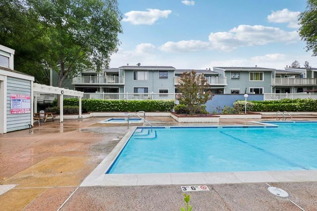 3674 Oakwood Terrace 203, Fremont, CA 94536