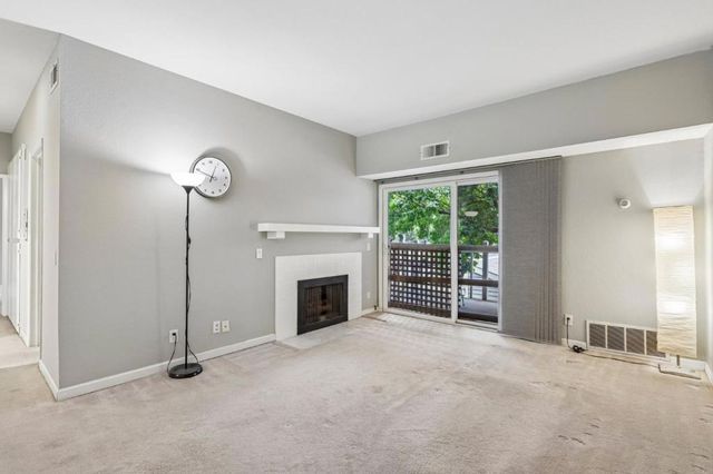 3674 Oakwood Terrace 203, Fremont, CA 94536
