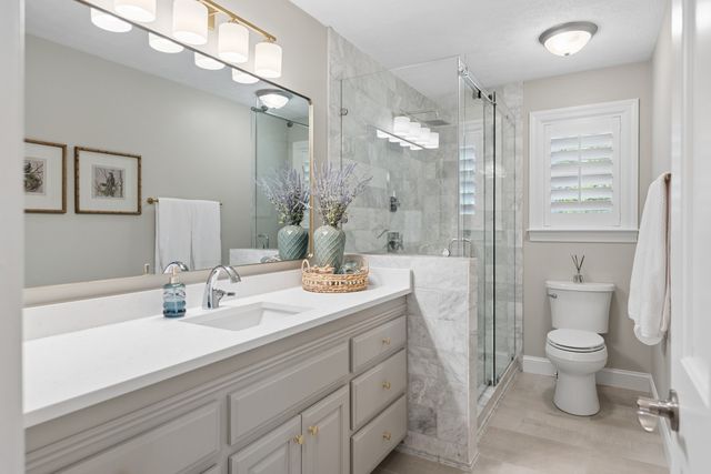 1023 Mount Olivet Rd, Hendersonville, TN 37075