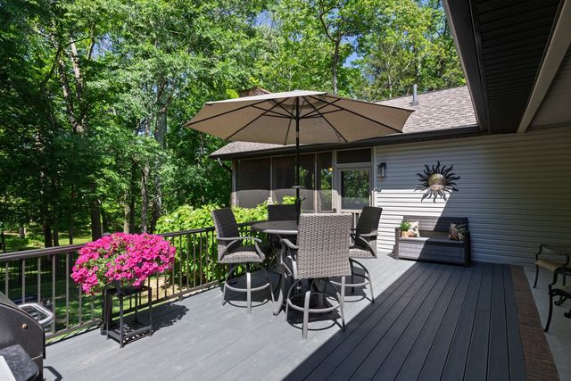 1023 Mount Olivet Rd, Hendersonville, TN 37075