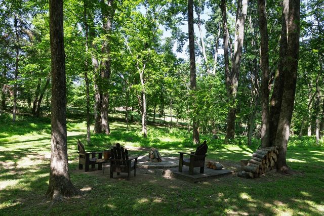 1023 Mount Olivet Rd, Hendersonville, TN 37075