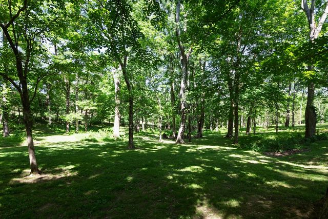 1023 Mount Olivet Rd, Hendersonville, TN 37075