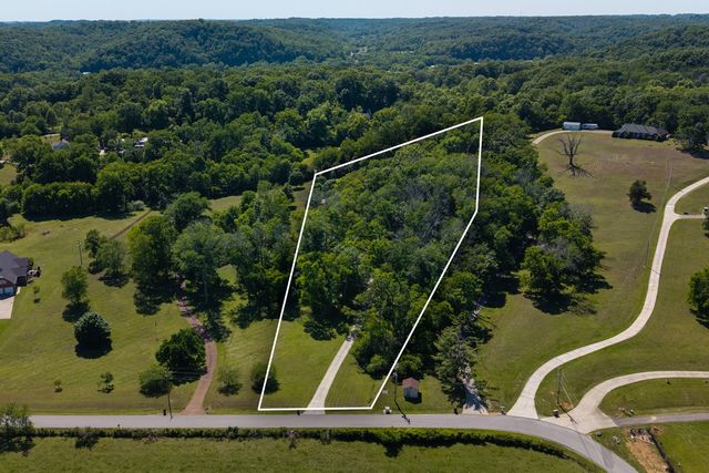 1023 Mount Olivet Rd, Hendersonville, TN 37075