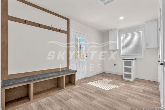132 Syrah St, La Vernia, TX 78121