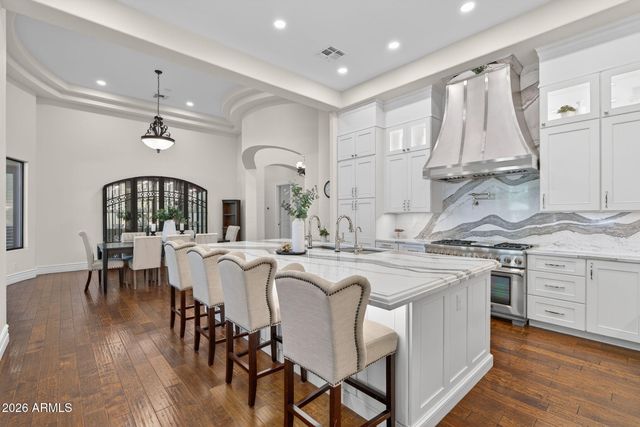 2068 E TIFFANY Court, Gilbert, AZ 85298