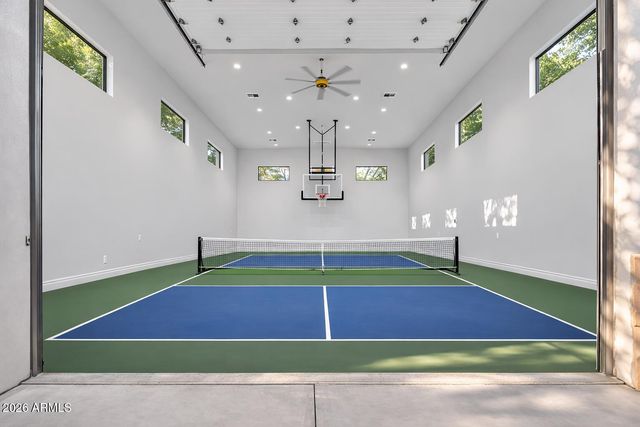 2068 E TIFFANY Court, Gilbert, AZ 85298