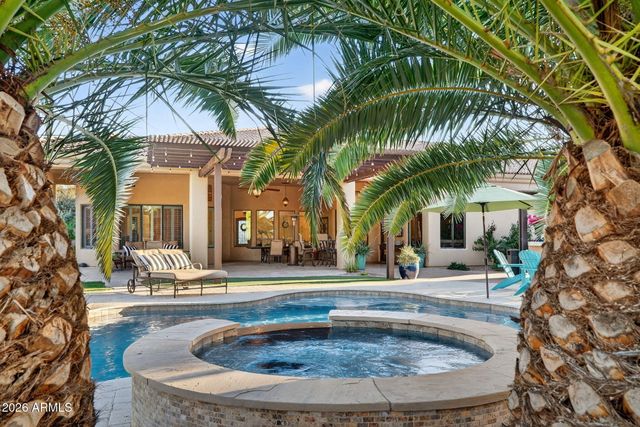 2068 E TIFFANY Court, Gilbert, AZ 85298