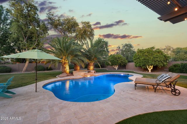 2068 E TIFFANY Court, Gilbert, AZ 85298