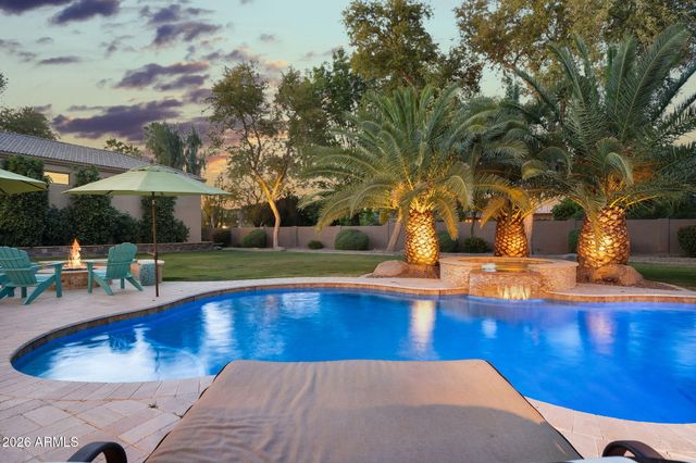 2068 E TIFFANY Court, Gilbert, AZ 85298