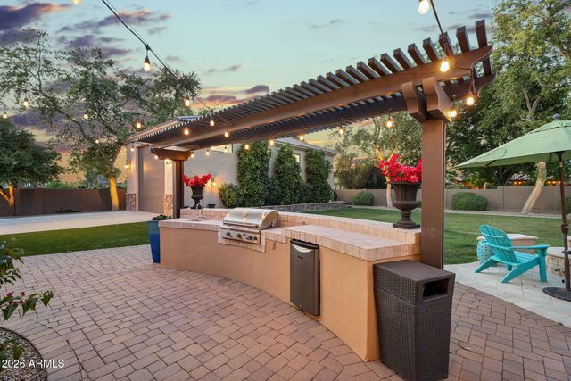 2068 E TIFFANY Court, Gilbert, AZ 85298