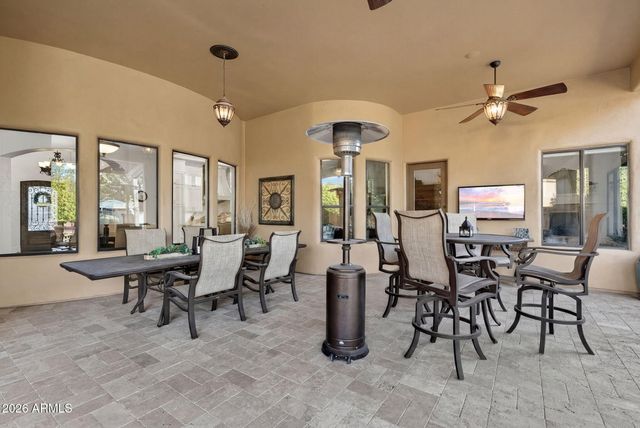 2068 E TIFFANY Court, Gilbert, AZ 85298